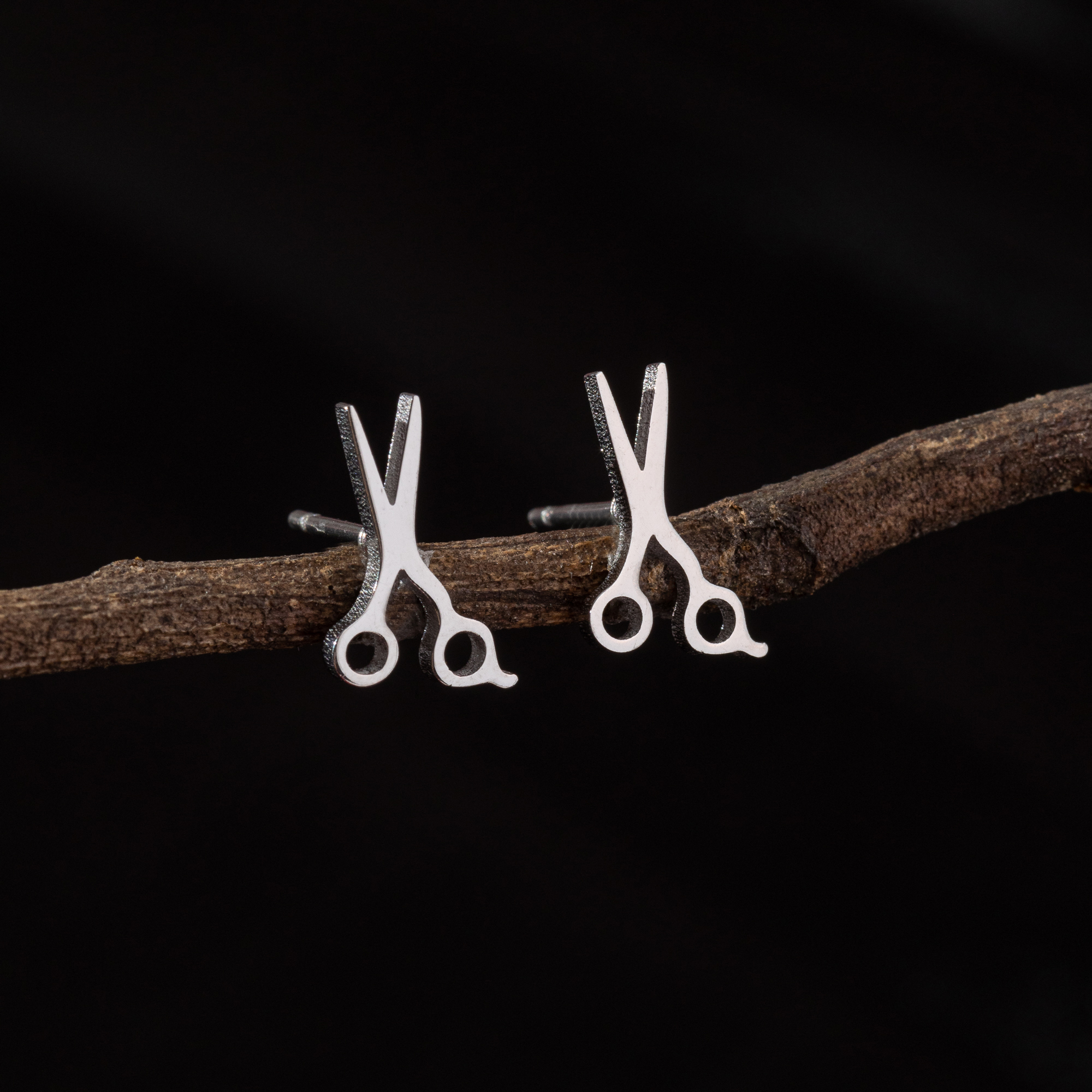 Scissors Studs thumbnail 3