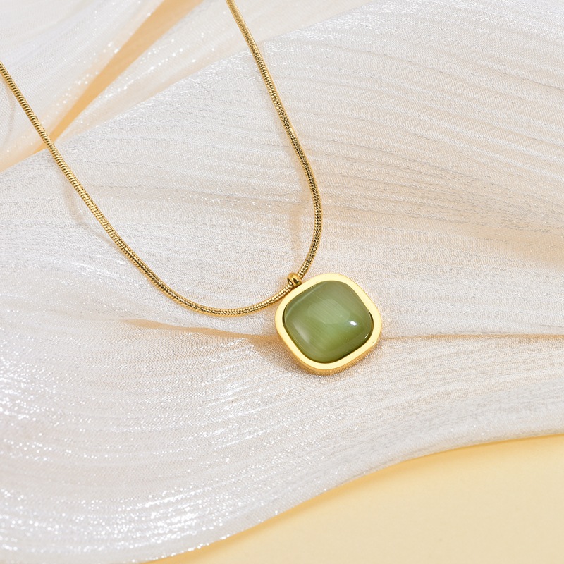 Emerald Cat’s Eye Necklace