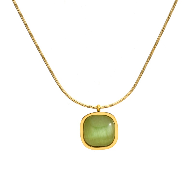 Emerald Cat’s Eye Necklace thumbnail 5